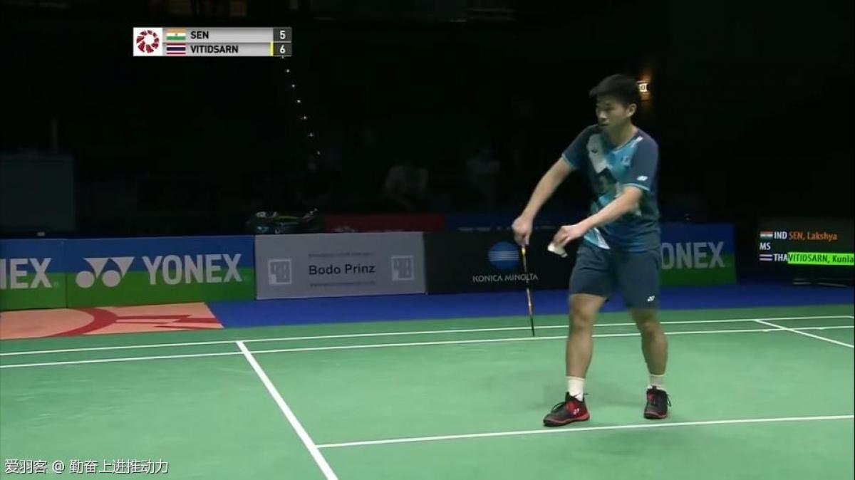 尤其是在中 尤其是在中